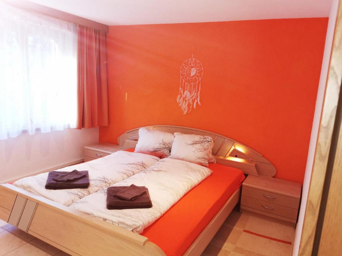 Haus Falke Saas-Grund Esterno foto