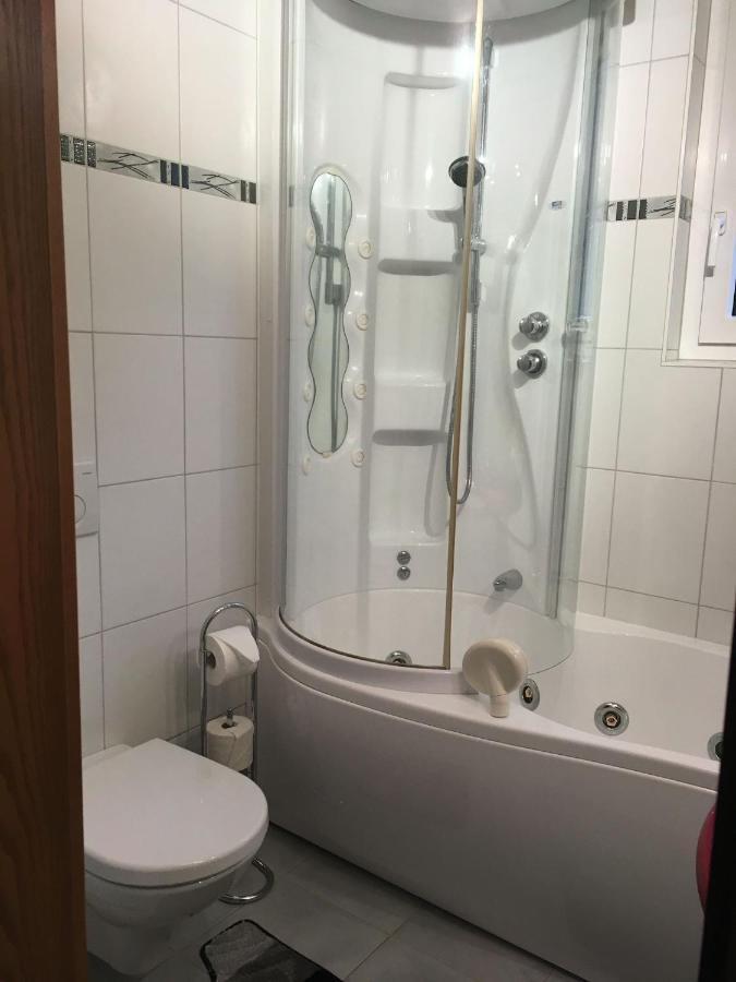 Haus Falke Saas-Grund Esterno foto